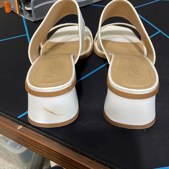 White mules sandals - Picture 3 of 3